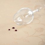 Obrus z Gipiurą 127 – Złoty