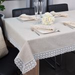 Obrus Retro – Beżowy z białą koronką