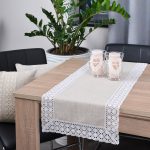 Obrus Retro – Beżowy z białą koronką