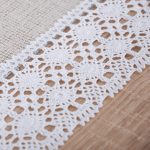 Obrus Retro – Beżowy z białą koronką