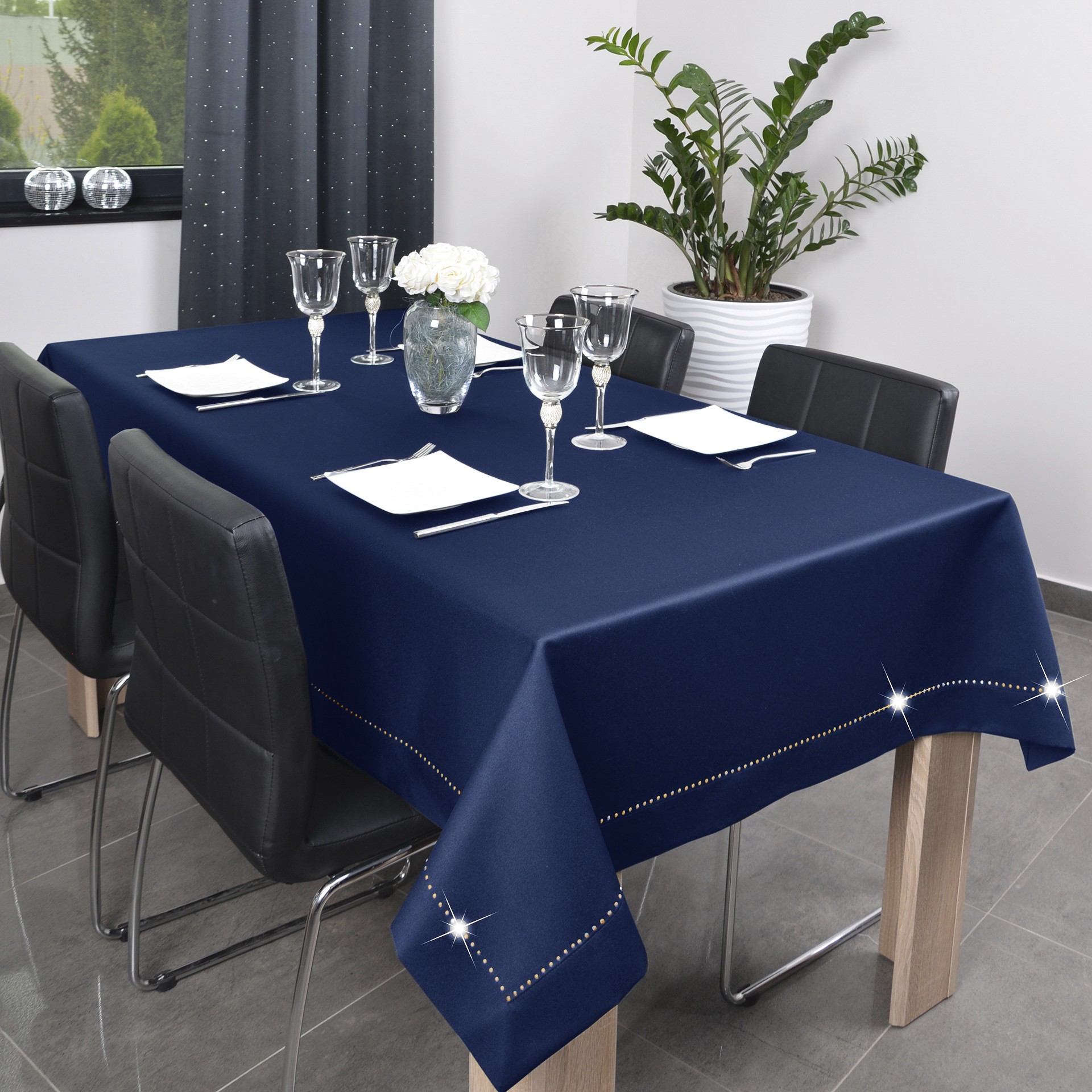 Obrus Glamour – Granatowy Złoto Obrus Glamour – Granatowy Złoto