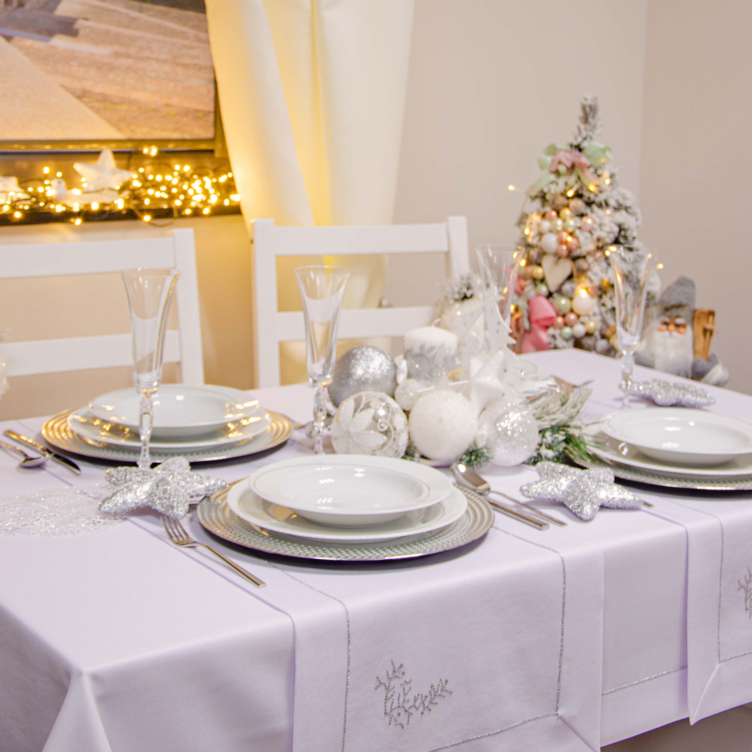 Obrus świąteczny Jodełka – Biel srebro Obrus świąteczny Jodełka – Biel srebro