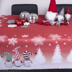 Obrus świąteczny Krasnal – Czerwony Obrus świąteczny Krasnal – Czerwony