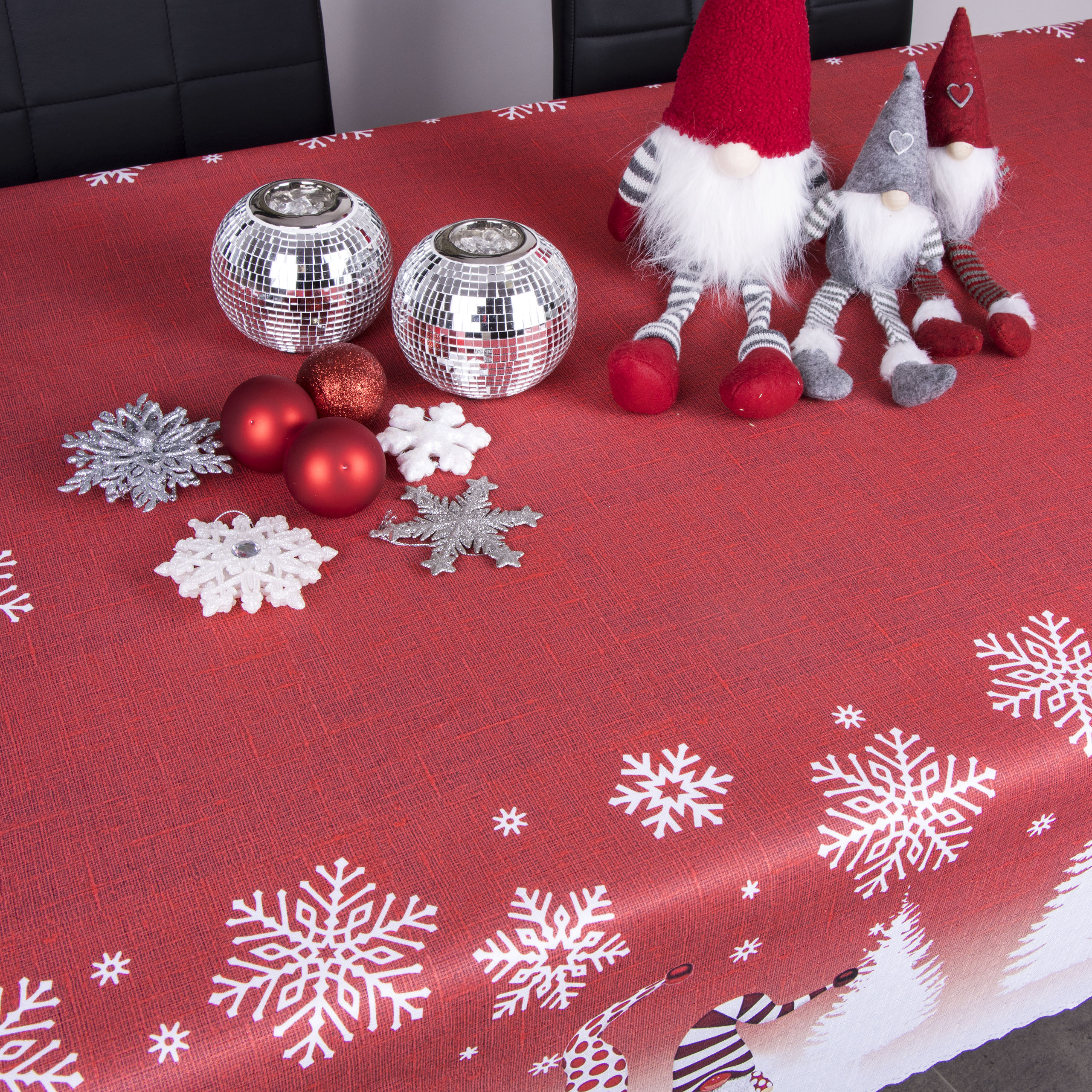 Obrus świąteczny Krasnal – Czerwony Obrus świąteczny Krasnal – Czerwony