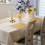 Obrus Konwalia – Biel