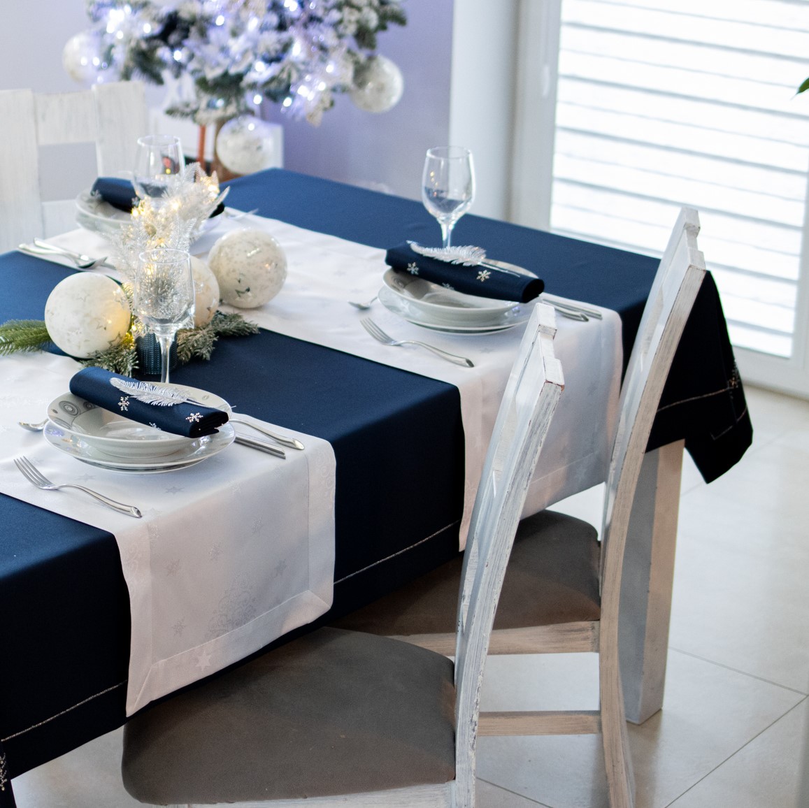 Bieżnik świąteczny Gold Silver Gwiazdki – Srebro Bieżnik świąteczny Gold Silver Gwiazdki – Srebro