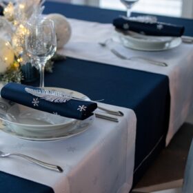 Bieżnik świąteczny Gold Silver Gwiazdki – Srebro Bieżnik świąteczny Gold Silver Gwiazdki – Srebro