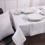 Obrus Kropki Lux – Biel Srebro