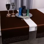 Pas Brylant – Biel ze złotymi dżetami