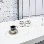 Podkładka Glamour 30×42 Owal – Ekri + Srebrne dżety