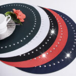 Podkładka Glamour biel Koło – Srebrne dżety