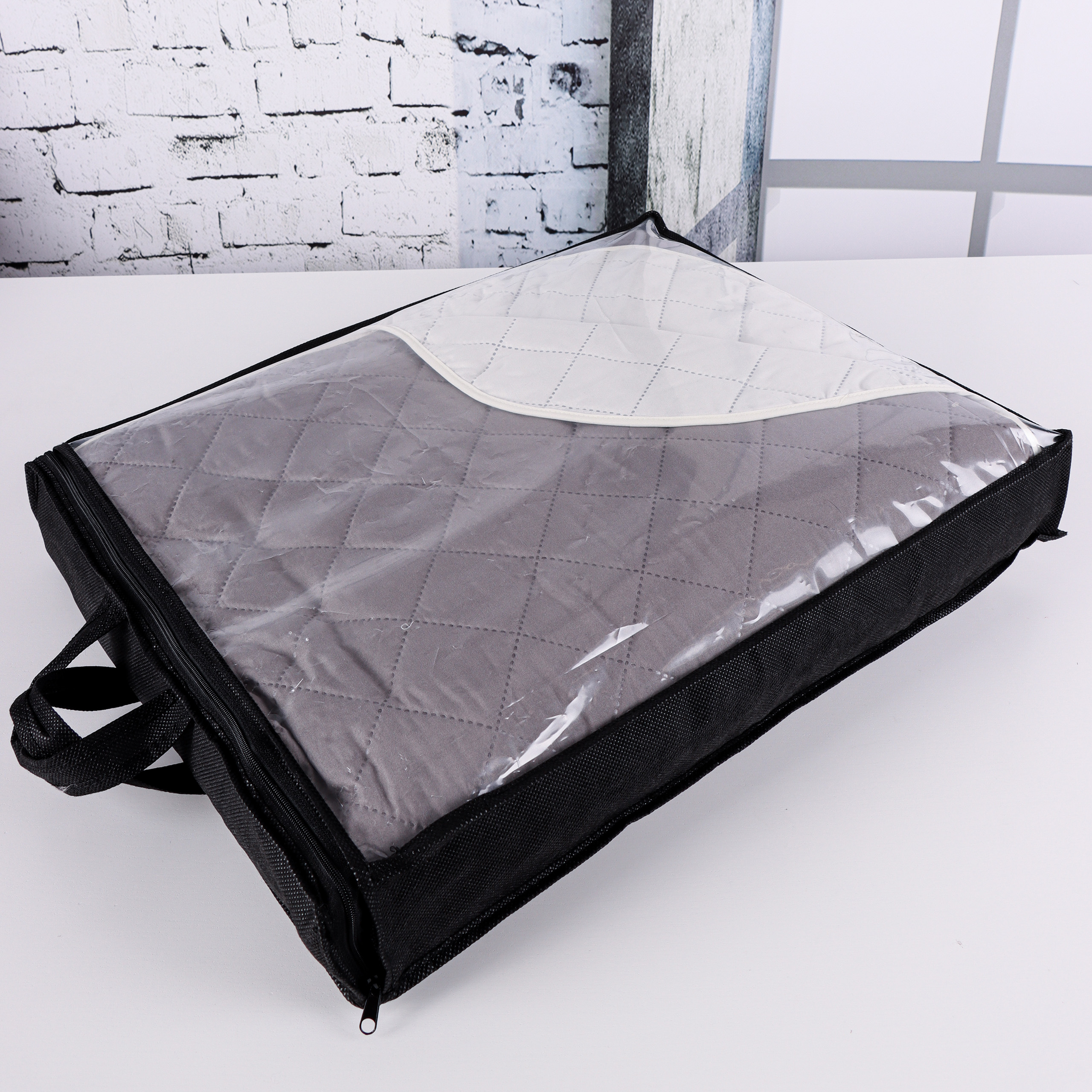 Narzuta dwuwarstwowa pikowana Szara z ekri Narzuta dwuwarstwowa pikowana Szara z ekri