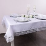 Obrus z Gipiurą Żakard – Biel 232