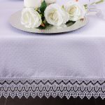 Obrus z Gipiurą Żakard – Biel 229