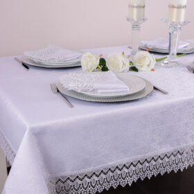 Obrus z Gipiurą Żakard – Biel 250 Obrus z Gipiurą Żakard – Biel 250
