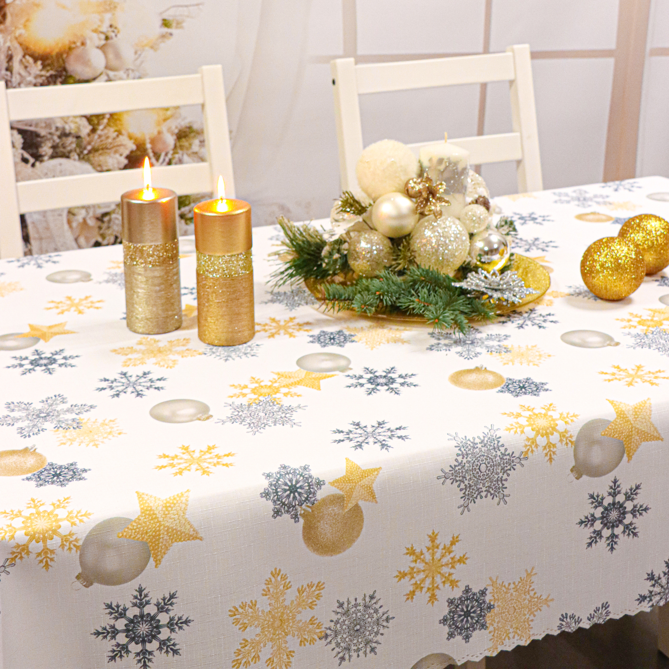 Obrus Świąteczny Boże Narodzenie- biały czarna gwiazdka Obrus Świąteczny Boże Narodzenie- biały czarna gwiazdka