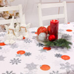 Obrus Świąteczny Boże Narodzenie -Czerwone bombki