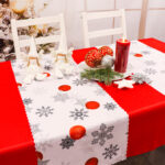 Bieżnik Świąteczny – czerwone bombki