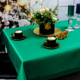 Obrus Aga – Ciemna zieleń