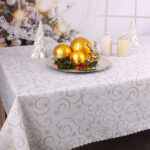Obrus Świąteczny – Kremowy Złoto Obrus Świąteczny – Kremowy Złoto