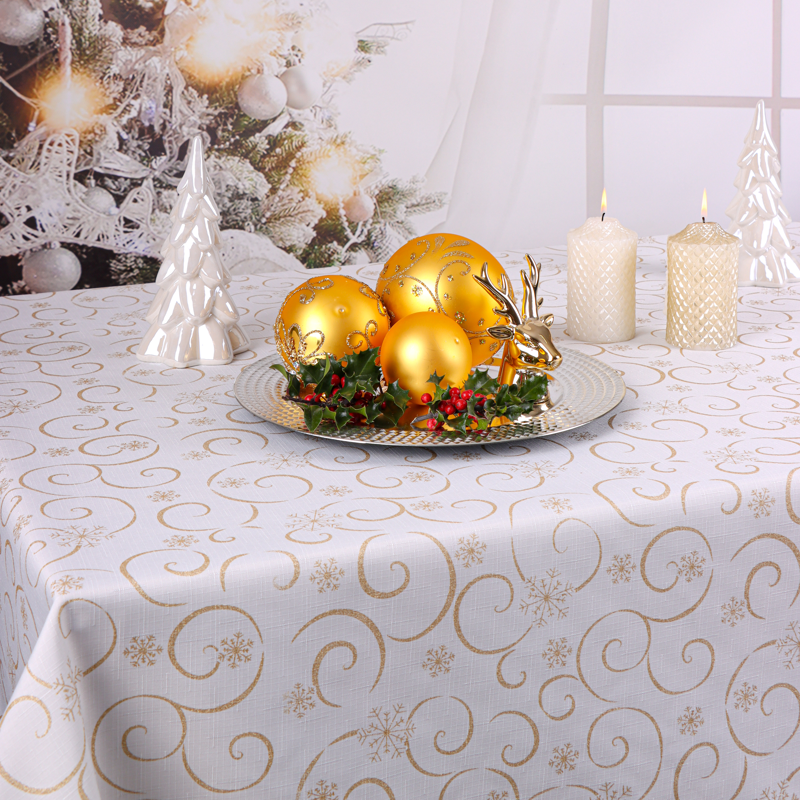 Obrus Świąteczny – Kremowy Złoto Obrus Świąteczny – Kremowy Złoto