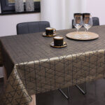 Obrus nowoczesny TOKYO – Czarno Złoty Obrus nowoczesny TOKYO – Czarno Złoty