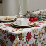 Obrus świąteczny – Prezenty Obrus świąteczny – Prezenty
