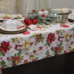 Obrus świąteczny – Prezenty Obrus świąteczny – Prezenty