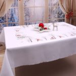 Obrus Świąteczny Bałwanki – Biały Obrus Świąteczny Bałwanki – Biały