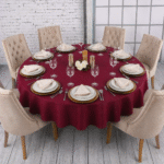 Okrągły obrus bordowy